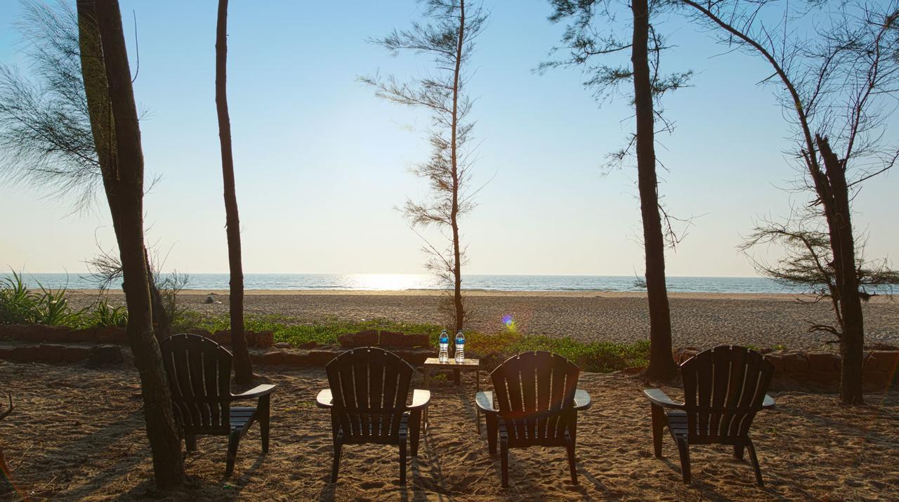 Blue Ocean Sands - On The Beach Kumta Buitenkant foto